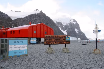 Un regard sur les stations de recherche internationales de l'Antarctique