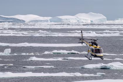 Le voyage en mer de Ross a commencé | Premier atterrissage d'un hélicoptère sur l'île Peter I