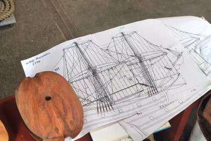 Herbouw van het historische schip van Willem Barentsz