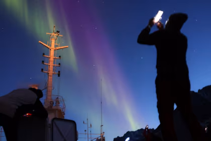 OTL12-24, reisverslag, Oost-Groenland, Scoresby Sund - Aurora Borealis, inclusief lange wandeltochten