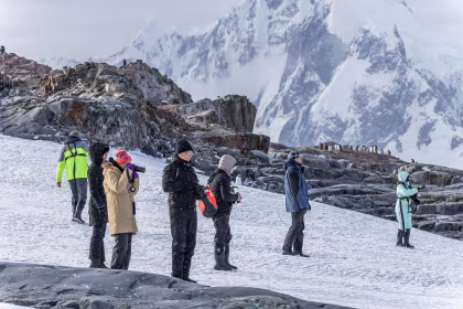 Hoe zien landingen tijdens een Antarctica-cruise eruit?