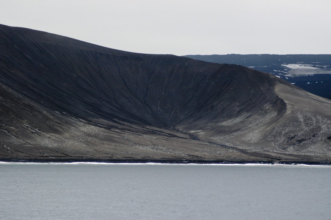 South Sandwich Islands, Saunders Island