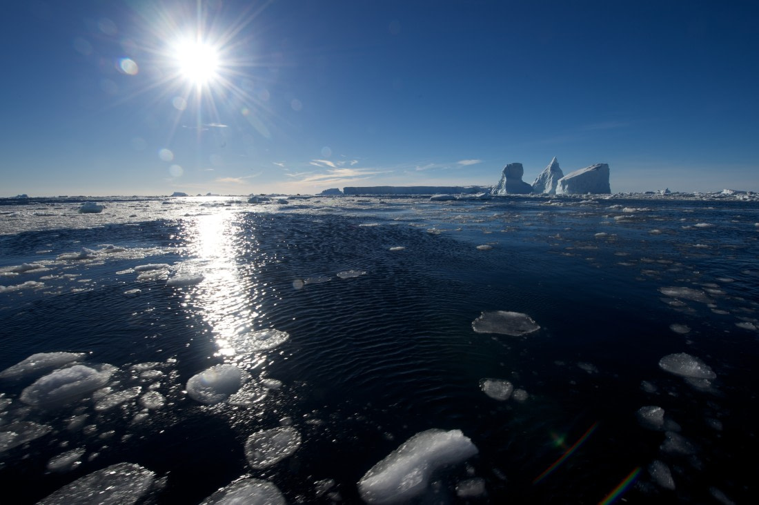 Ross Sea sunny scenery