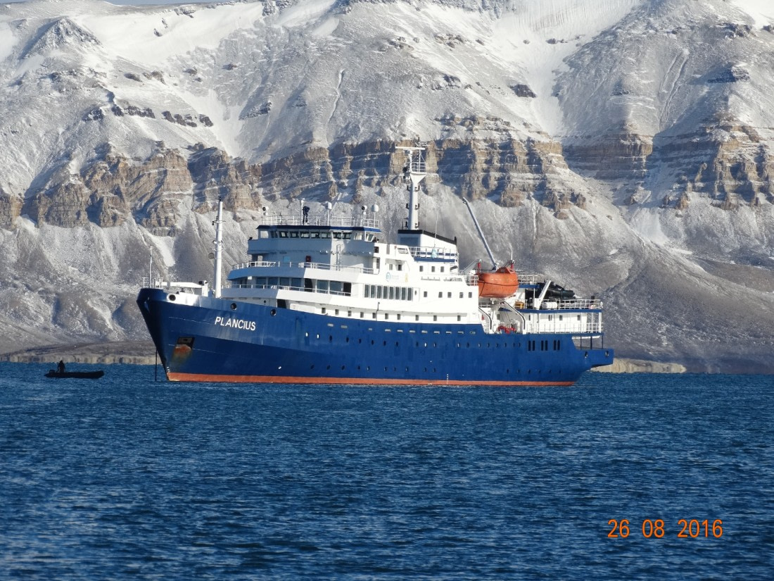 mv Plancius