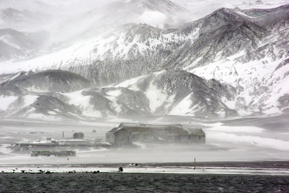 Deception Island – 1 april 2012.