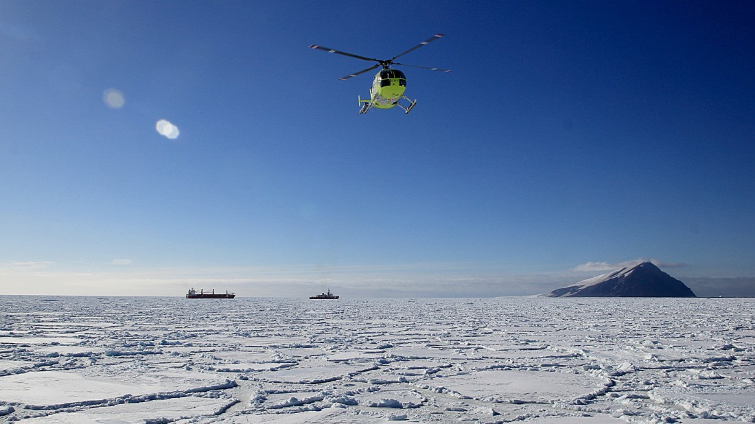 OTL27-17 Beaufort Isl. with heli and ships from Mc Murdo