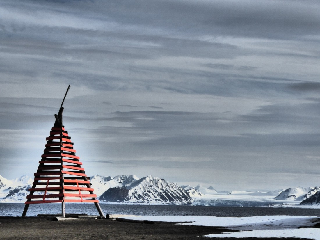 Poolepynten at Prins Karls Forland Svalbard