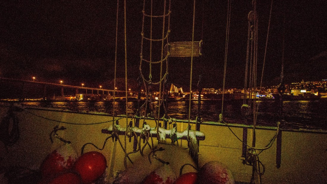 departing tromso (arctic cathedral) s/v Nooderlicht dec 2017