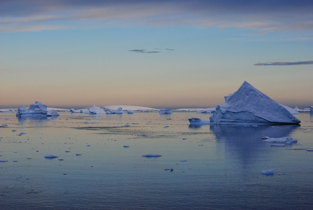 Sunrise at Paradise Bay