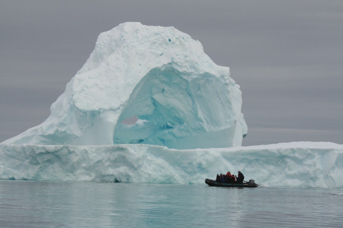 Graveyard of icebergs