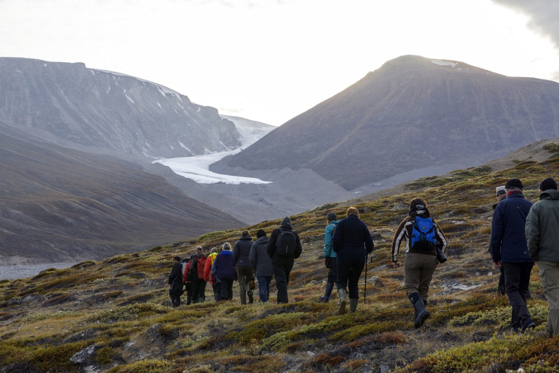 Noetheast Greenland hike © Olga Lartseva - Oceanwide Expeditions.jpg