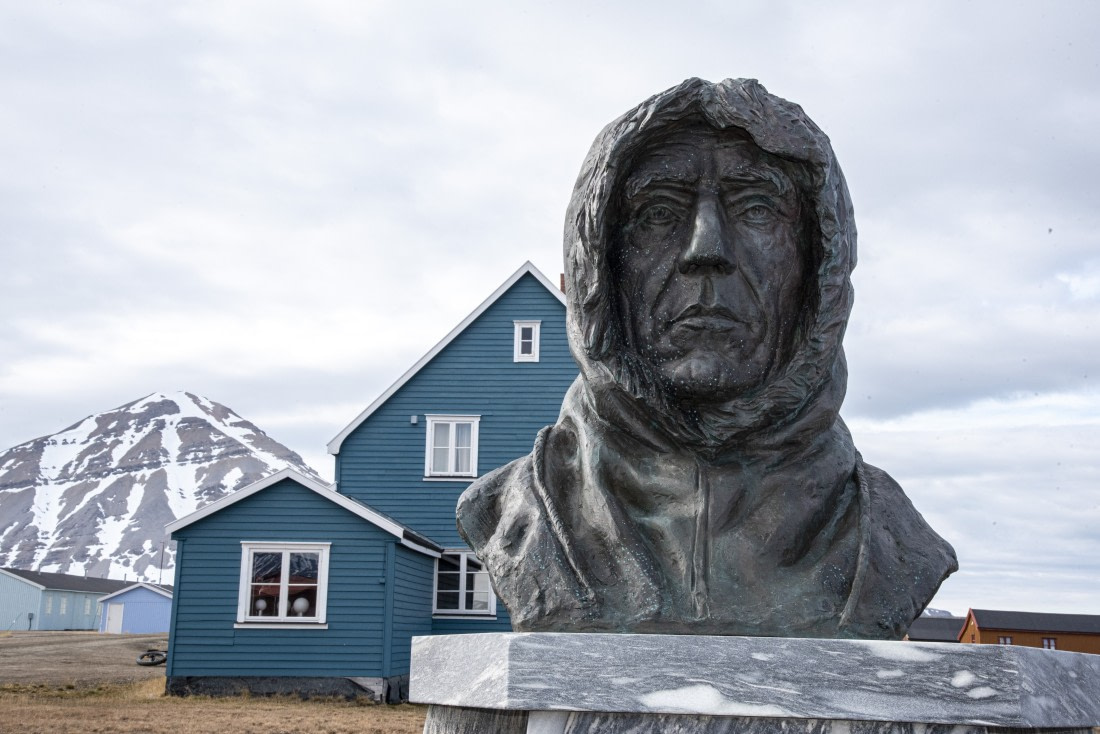 Amundsen watching over Ny Alesund. Svalbard, Svalbard