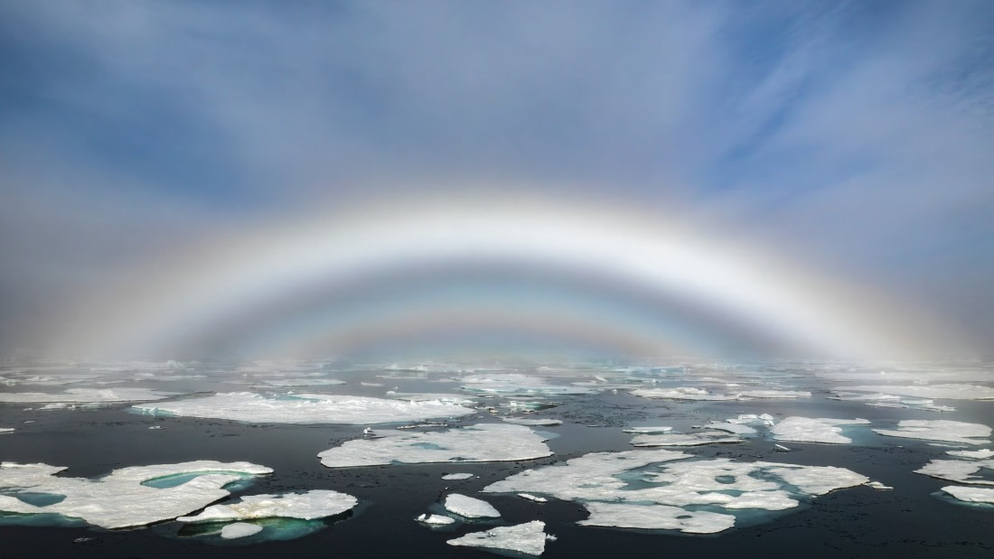 Fog bow