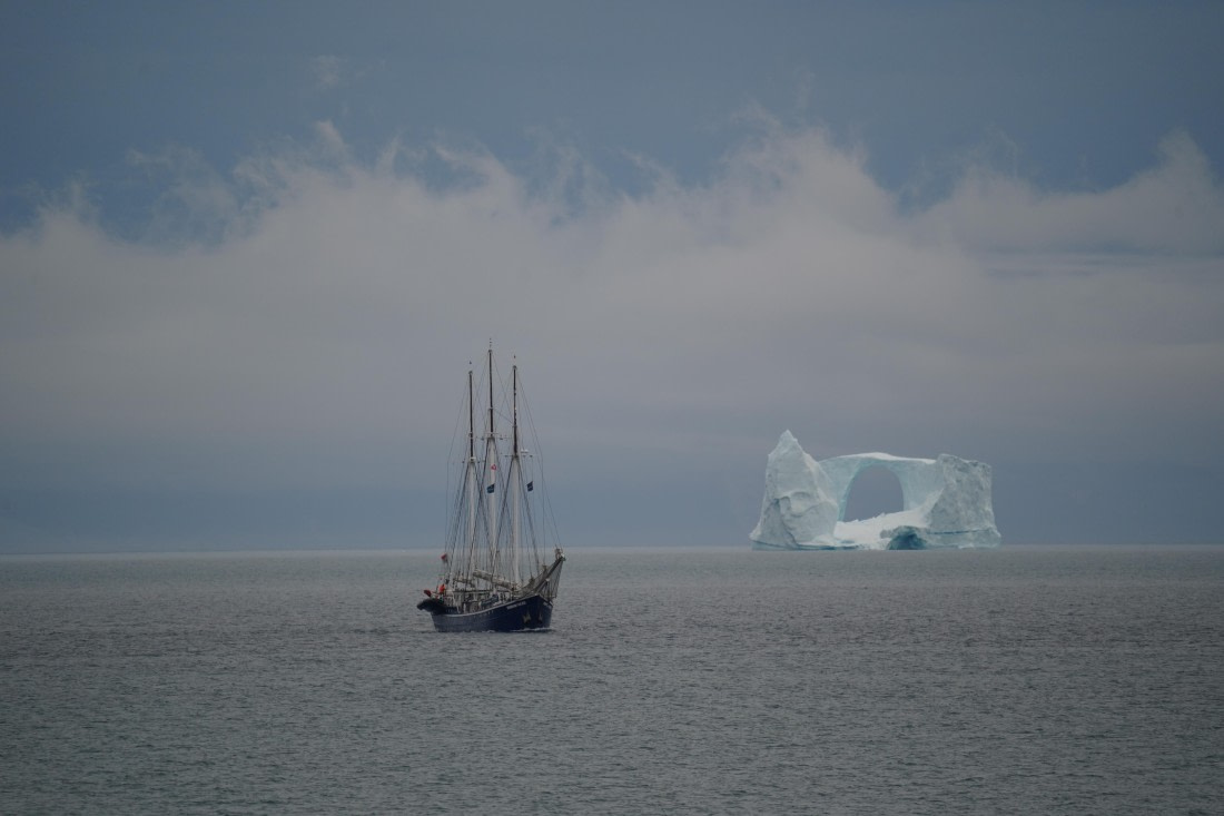 Rembrandt vs Iceberg