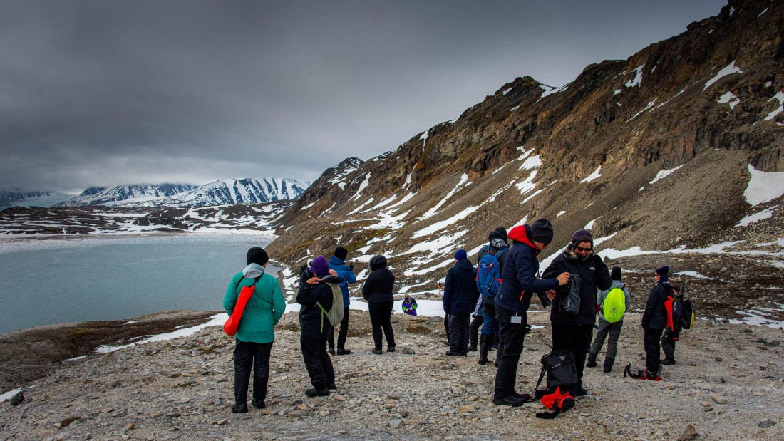 PLA02-24, Day 3, PAZ_4439 © Alexander Romanovskiy - Oceanwide Expeditions.jpg