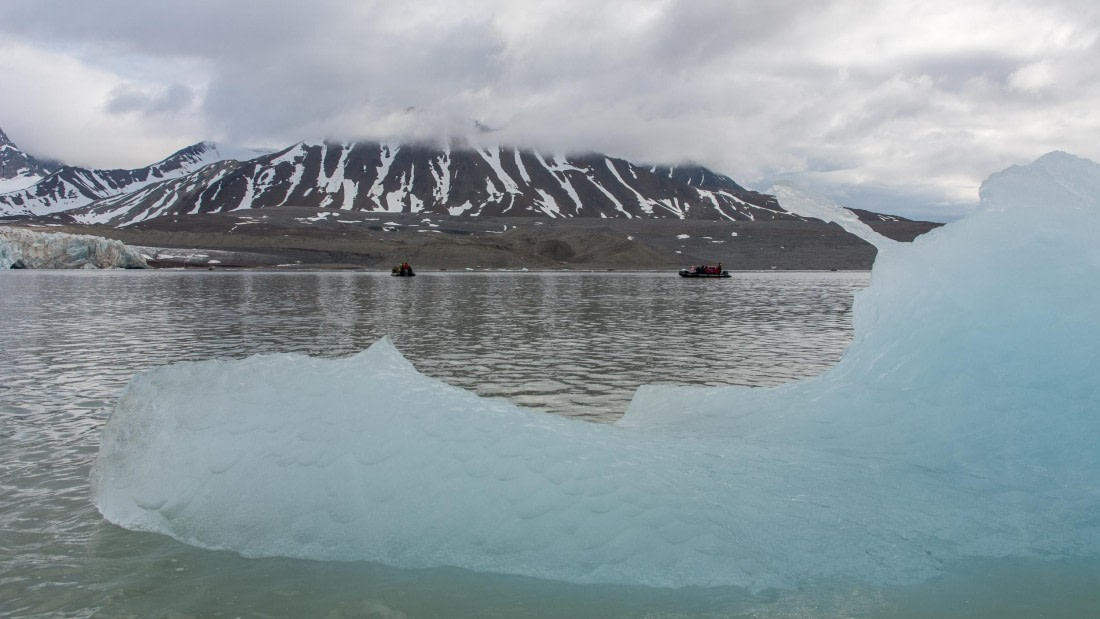 HDS05-24, Day 2, _DSC4034 © Unknown photographer - Oceanwide Expeditions.jpg