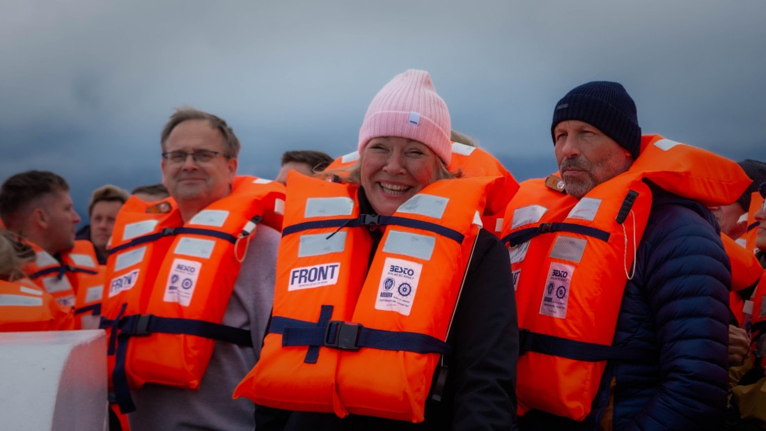PLA05-24, Day 1, PAZ_6028 © Alexander Romanovskiy - Oceanwide Expeditions.jpg