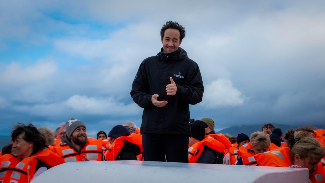 PLA05-24, Day 1, PAZ_6030 © Alexander Romanovskiy - Oceanwide Expeditions.jpg