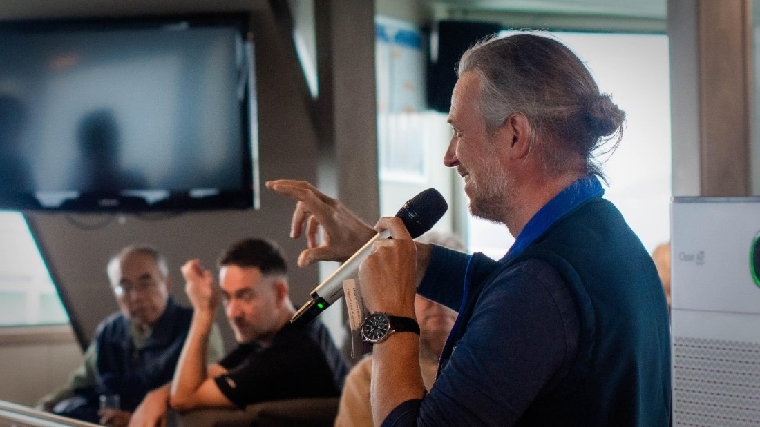 PLA05-24, Day 1, PAZ_6061 © Alexander Romanovskiy - Oceanwide Expeditions.jpg