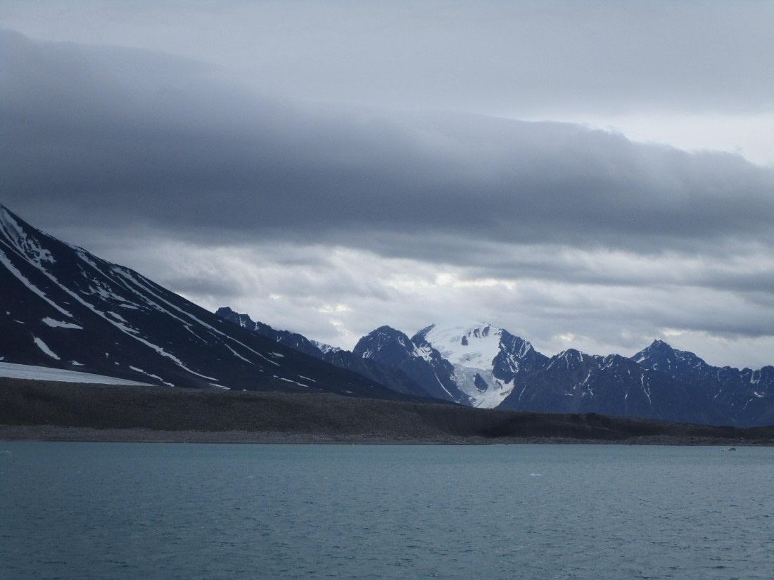 OTL06-24, Day 2,   IMG_3320 © Unknown photographer - Oceanwide Expeditions.JPG