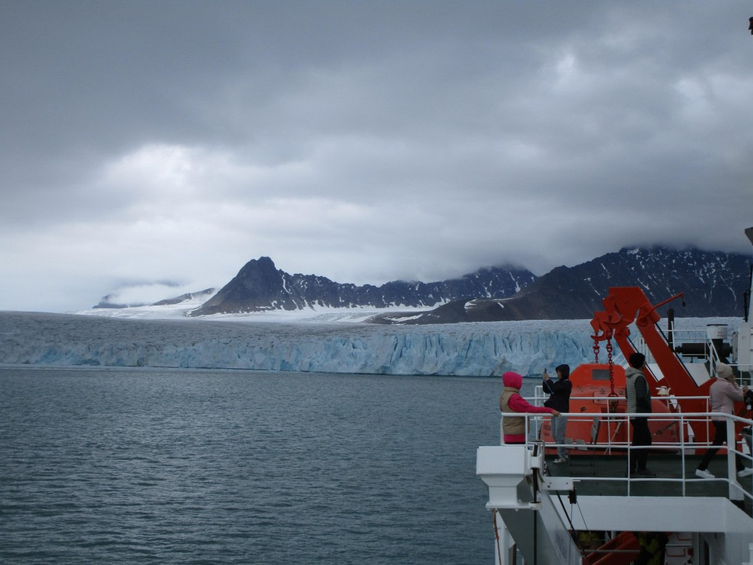 OTL06-24, Day 2,   IMG_3334 © Unknown photographer - Oceanwide Expeditions.JPG