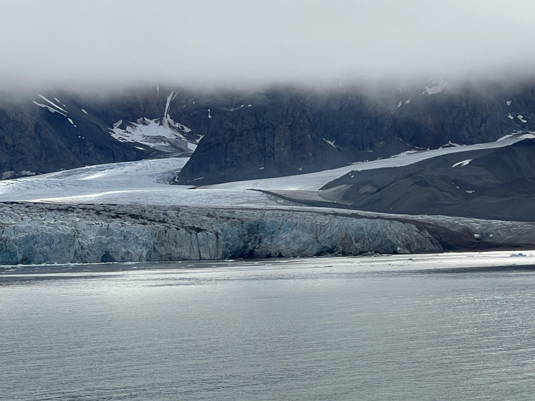 HDS08-24, Day 2, IMG_8122 2 © Unknown photographer - Oceanwide Expeditions.JPG