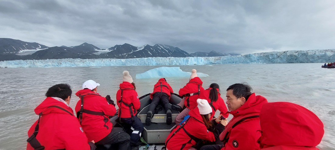 HDS08-24, Day 3, 20240723_162922 © Unknown photographer - Oceanwide Expeditions.jpg