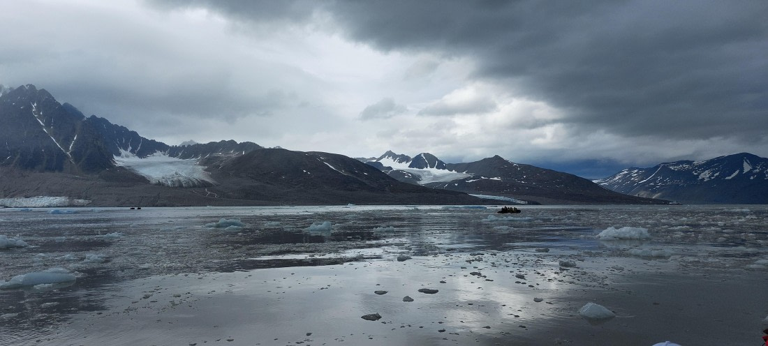 HDS08-24, Day 3, 20240723_165113 © Unknown photographer - Oceanwide Expeditions.jpg