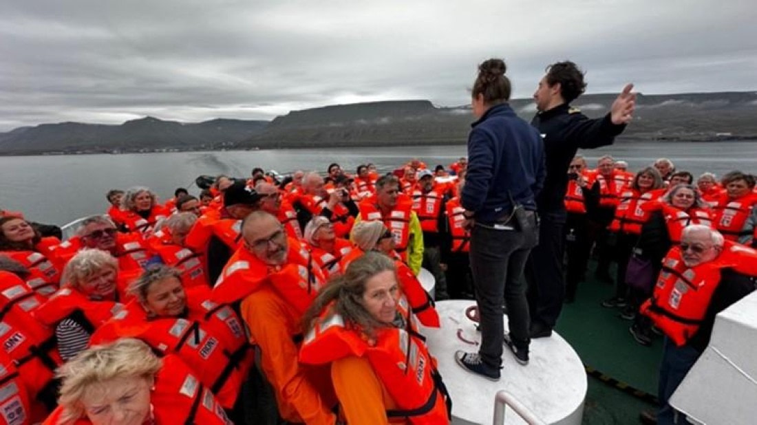 PLA08-24, Day 1, Picture2 © Unknown photographer - Oceanwide Expeditions.jpg