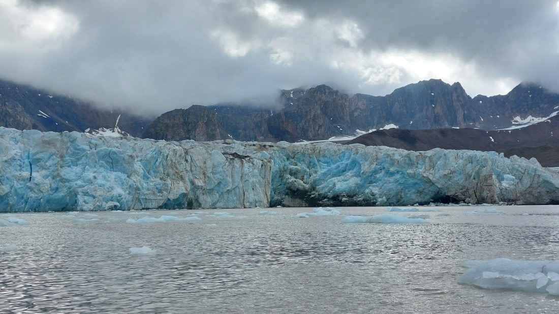 OTL08-24, Day 2, 20240729_112505 © Annelou Hulsker - Oceanwide Expeditions.jpg