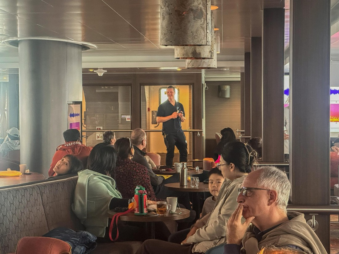 HDS10-24, Day 8, IMG_3565~photo © Unknown photographer - Oceanwide Expeditions.jpg