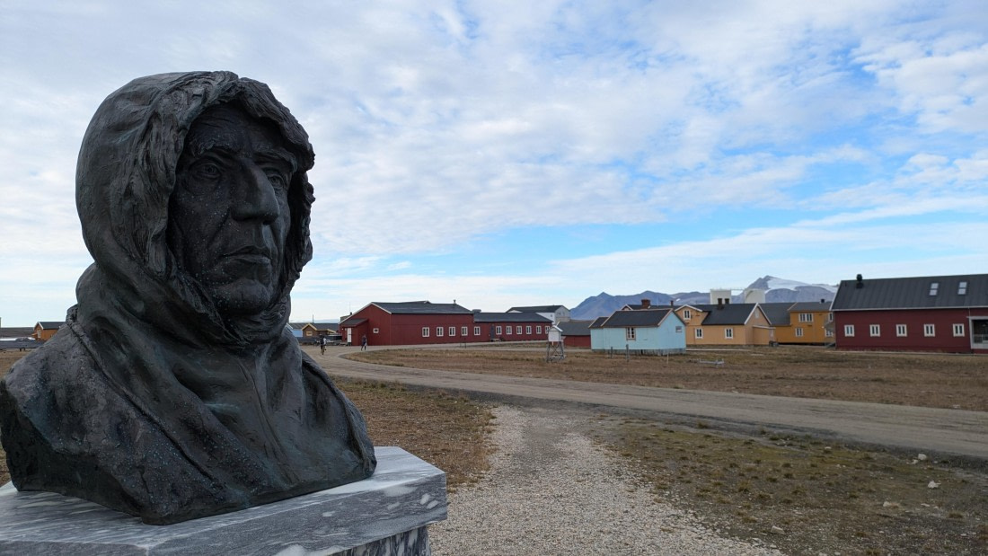 PLA10-24, Day 2, NA Amundsen Sabrina Kerth © Sabrina Kerth - Oceanwide Expeditions.jpg