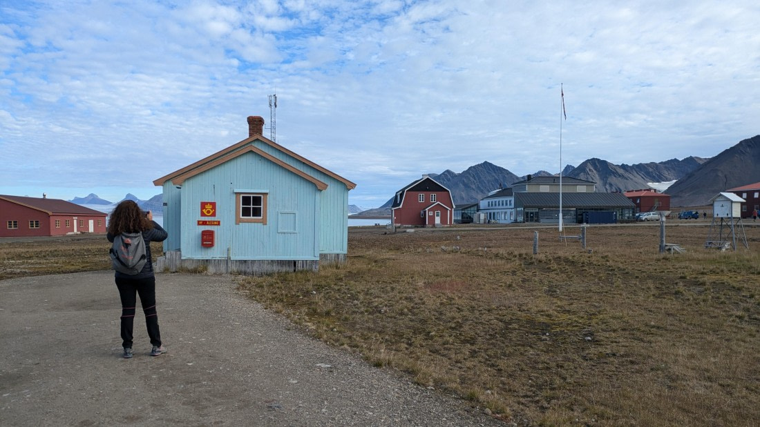 PLA10-24, Day 2, NA Post office Sabrina Kerth © Sabrina Kerth - Oceanwide Expeditions.jpg