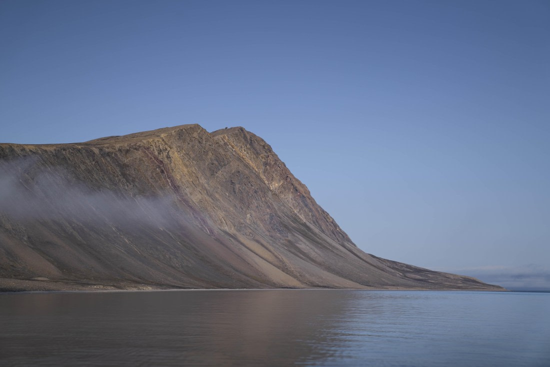 PLA10-24, Day 3, LD_00216_AINR_PS2 © Laurence Dyke - Oceanwide Expeditions.jpg