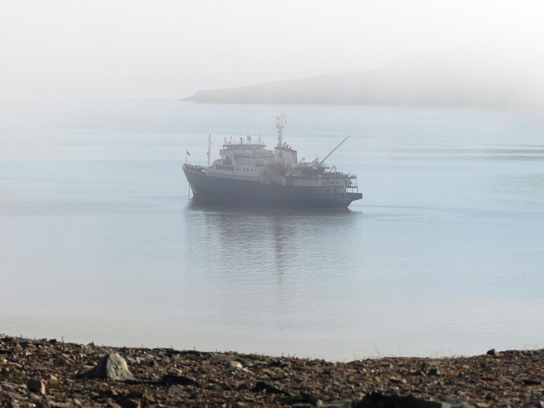PLA10-24, Day 3, Plancius in the fog © John Rogers - Oceanwide Expeditions.JPG