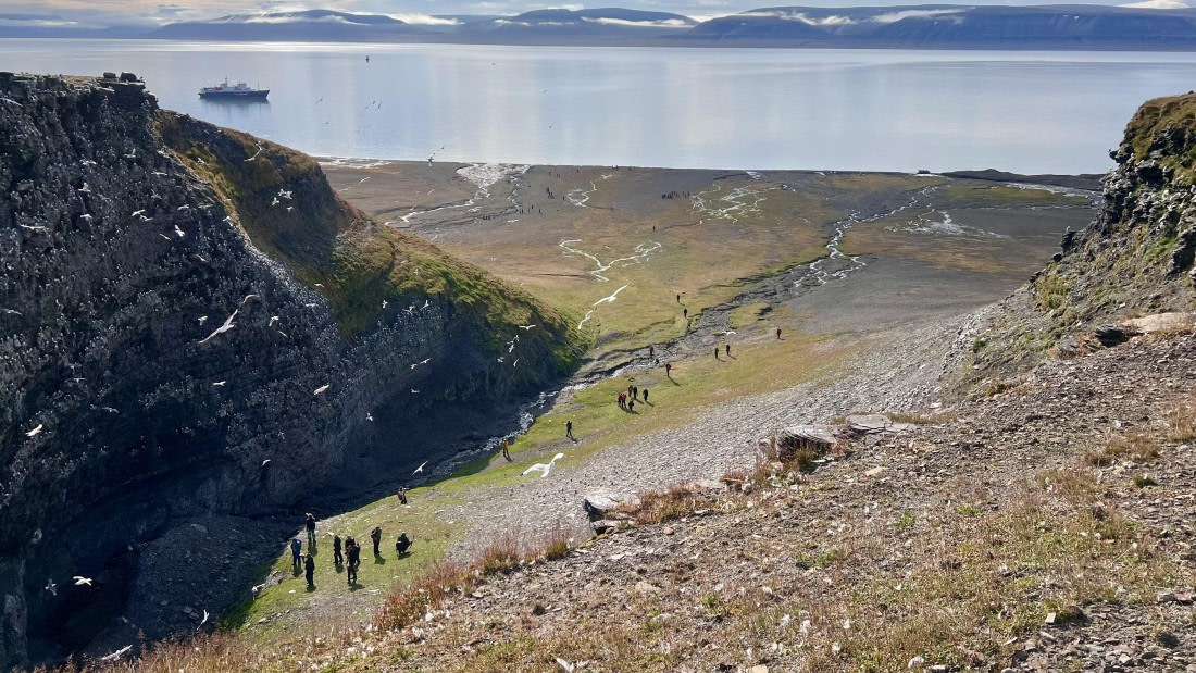 PLA10-24, Day 7, Tanja1 © Tanja Bayer - Oceanwide Expeditions.jpg