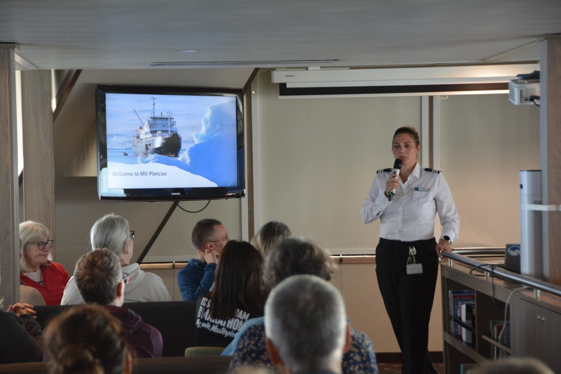 PLA11-24, Day 1, DSC_0216 © Unknown photographer - Oceanwide Expeditions.JPG