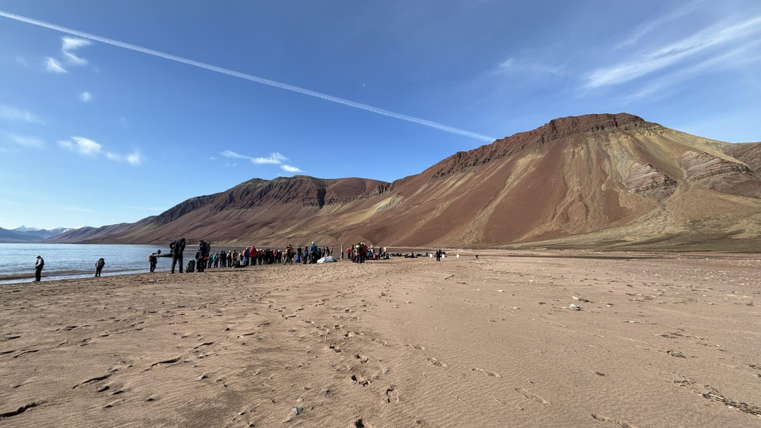 PLA11-24, Day 9,  IMG_E5857_© Ursula Tscherter © Ursula Tscherter - Oceanwide Expeditions.jpg