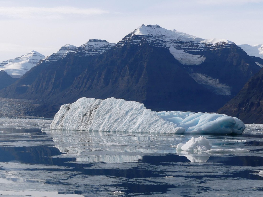 PLA11-24, Day 10, Iceberg reflection in fjord 1 © Uknown photographer - Oceanwide Expeditions.JPG