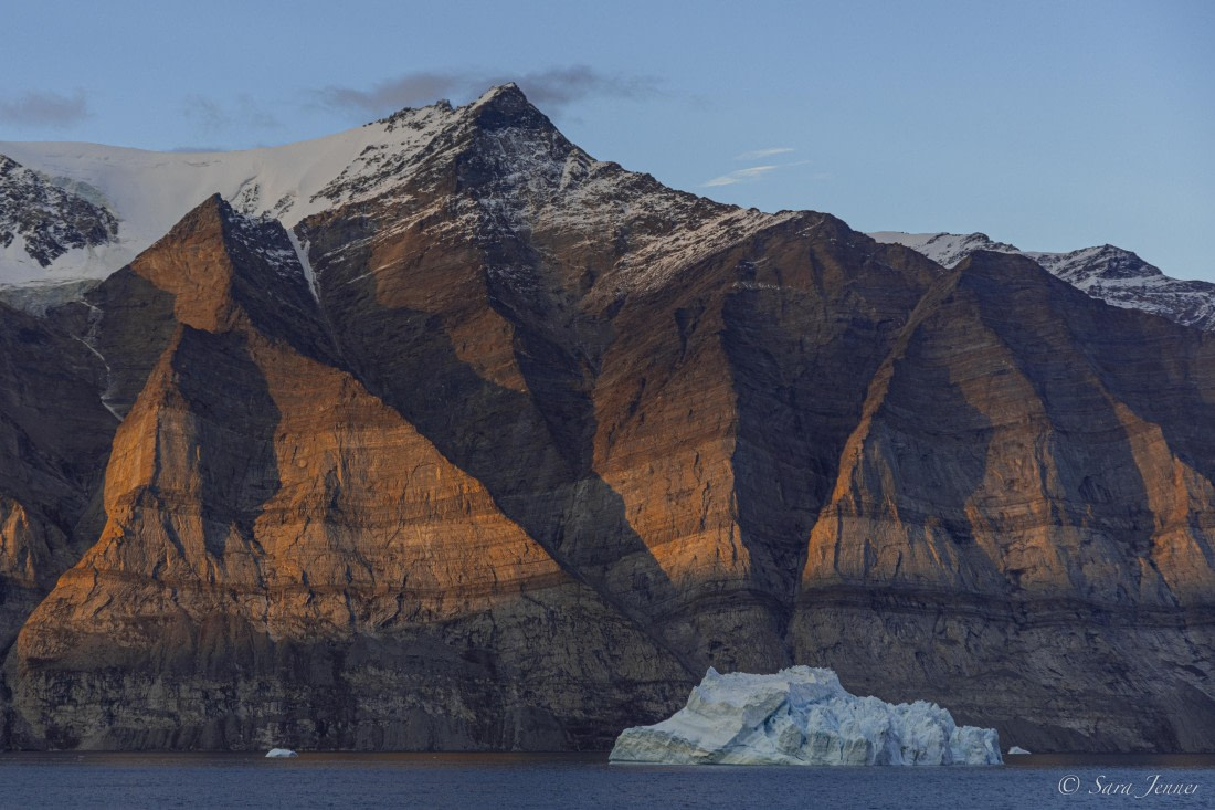 HDS12-24, Day 6,  Sunrise 3 © Sara Jenner - Oceanwide Expeditions.jpg