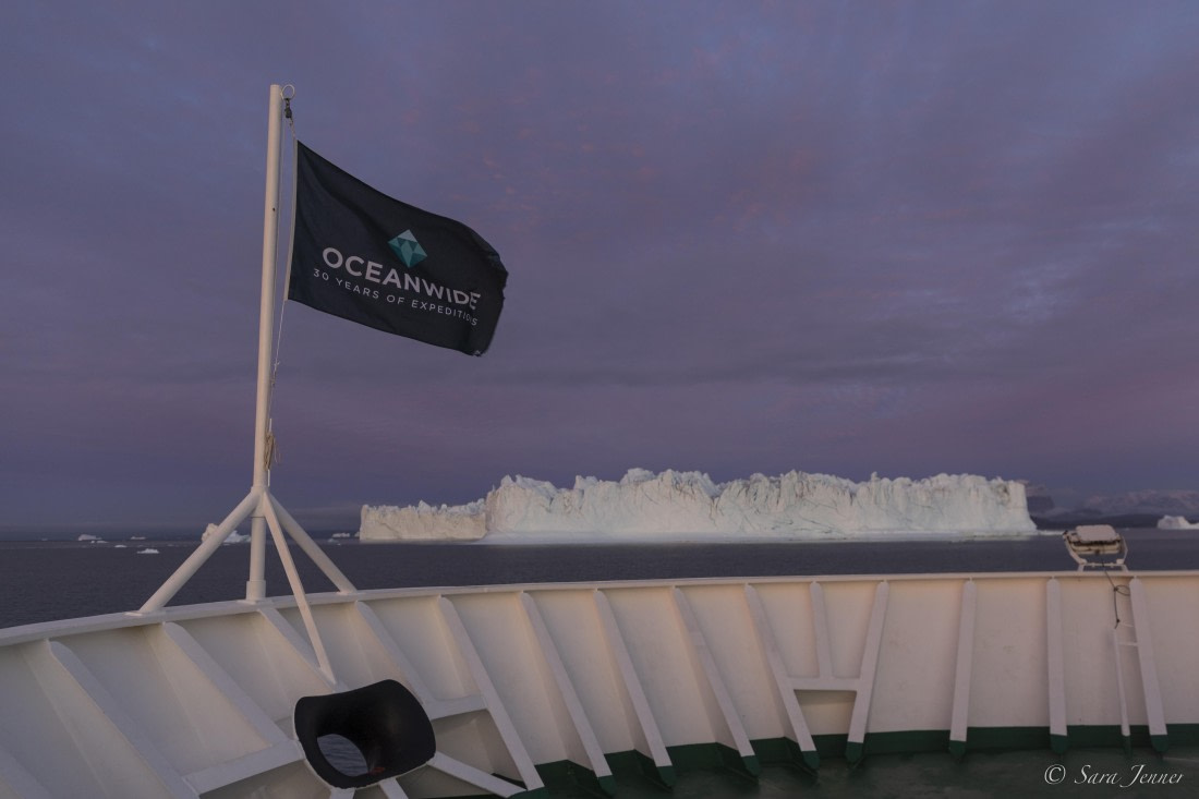 HDS12-24, Day 12,  Sunrise 2 © Sara Jenner - Oceanwide Expeditions.jpg