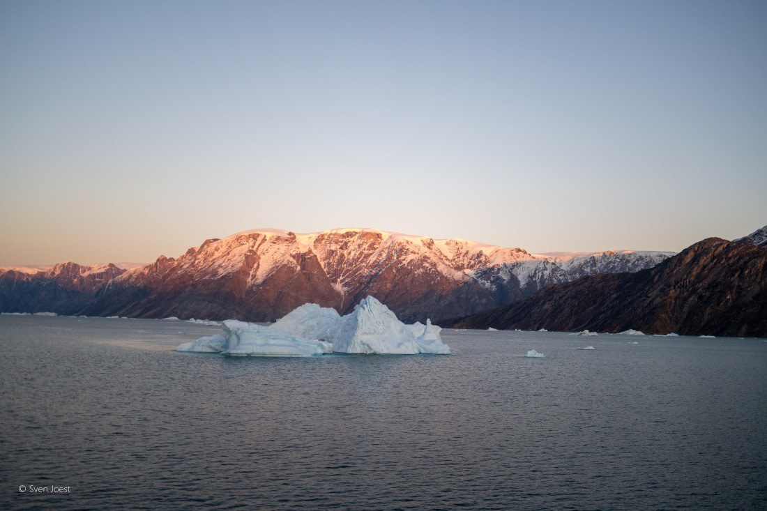 PLA12-24, Day 3,  DSC_1937 © Sven Joest - Oceanwide Expeditions.jpg