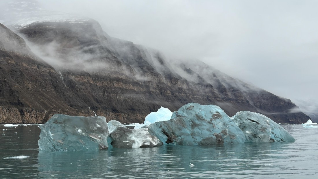 PLA12-24, Day 3,  IMG_E6324_© Ursula Tscherter © Ursula Tscherter - Oceanwide Expeditions.jpg