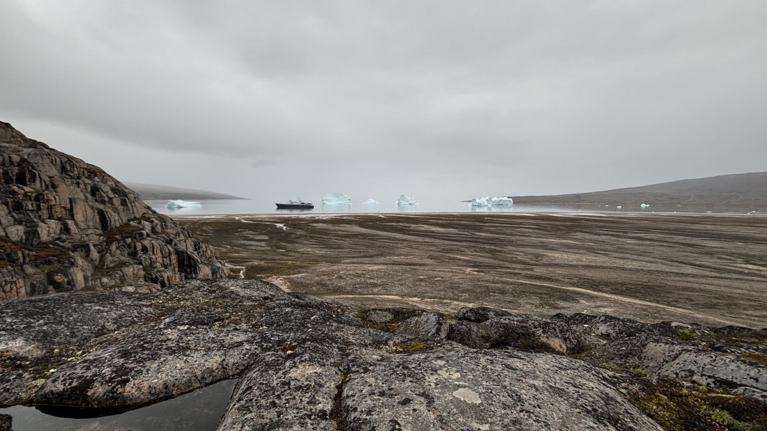 PLA12-24, Day 3,  IMG_E6429_© Ursula Tscherter © Ursula Tscherter - Oceanwide Expeditions.jpg
