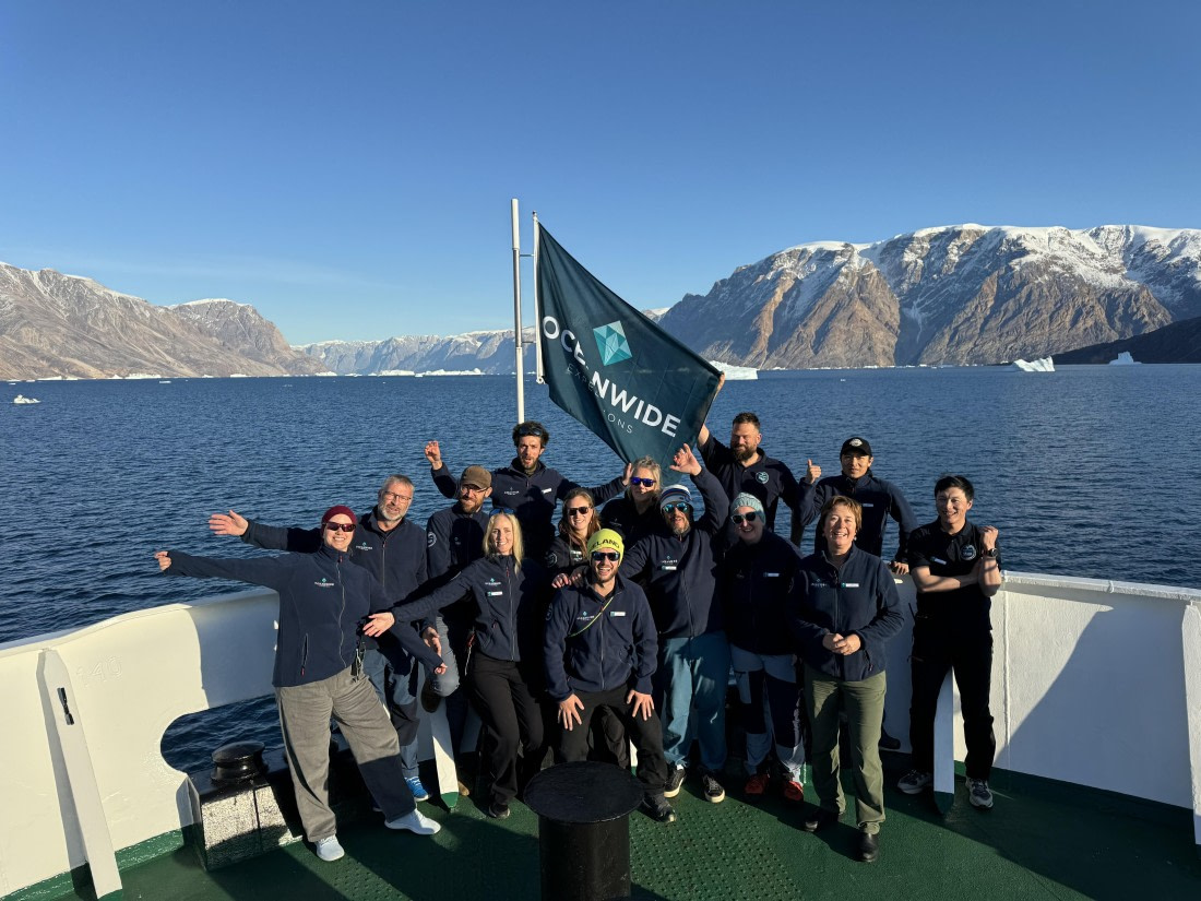 OTL12-24, Day 9,  OTL12_team_photo © Unknown photographer - Oceanwide Expeditions.jpg