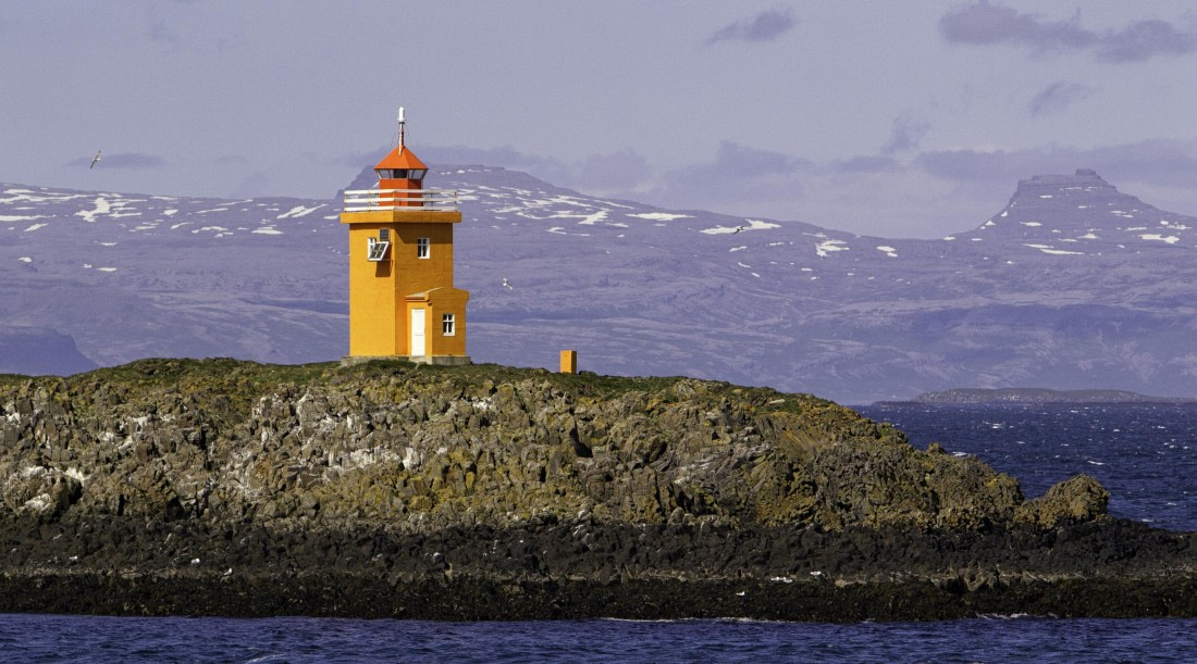 TitleFlatey Lighthouse, Klofningur Island © GettyImages-998157110.jpg