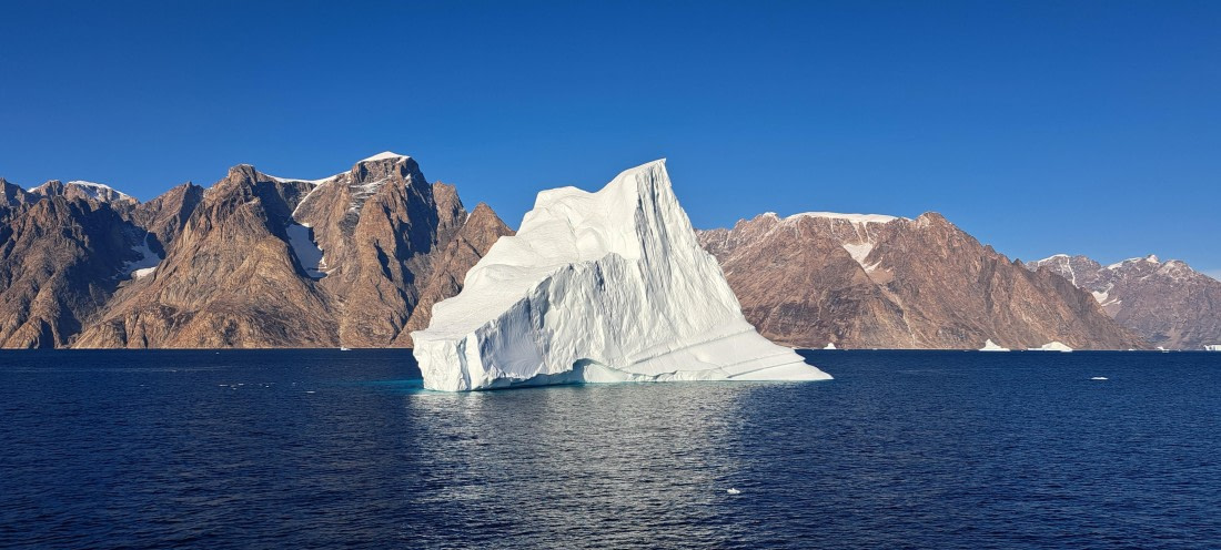 Iceberg in Øfjord