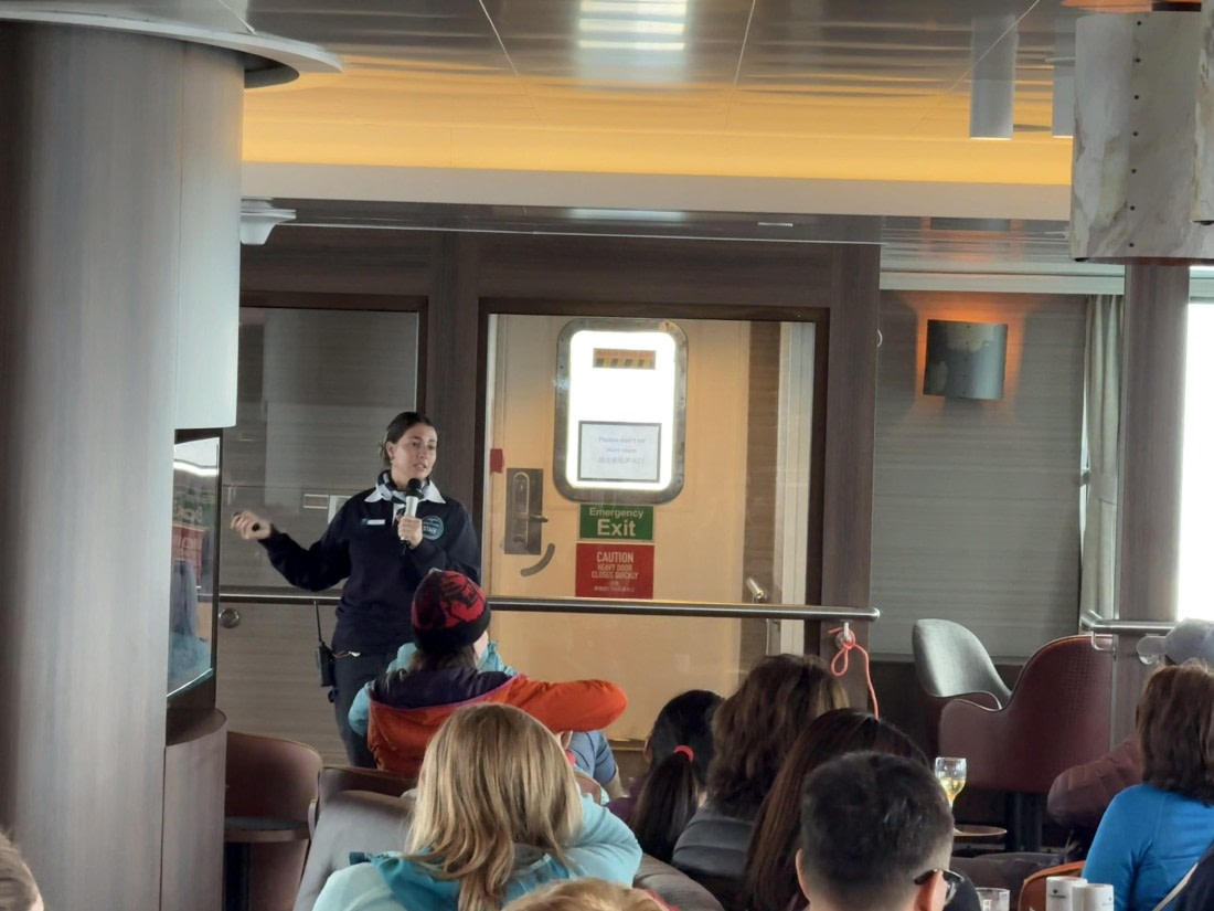 HDS21a24, Day 3, IMG_0464 © Unknown photographer - Oceanwide Expeditions.jpg