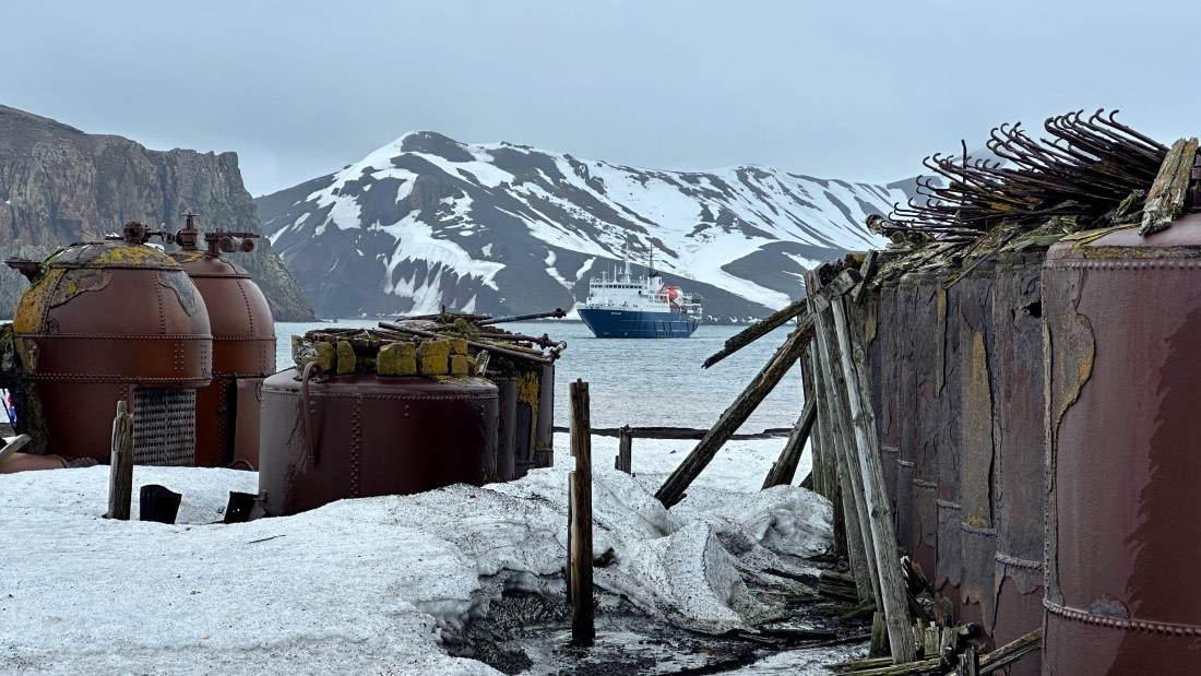 OTL23-24, Day 3, IMG_6532 © Unknown photographer - Oceanwide Expeditions.jpeg