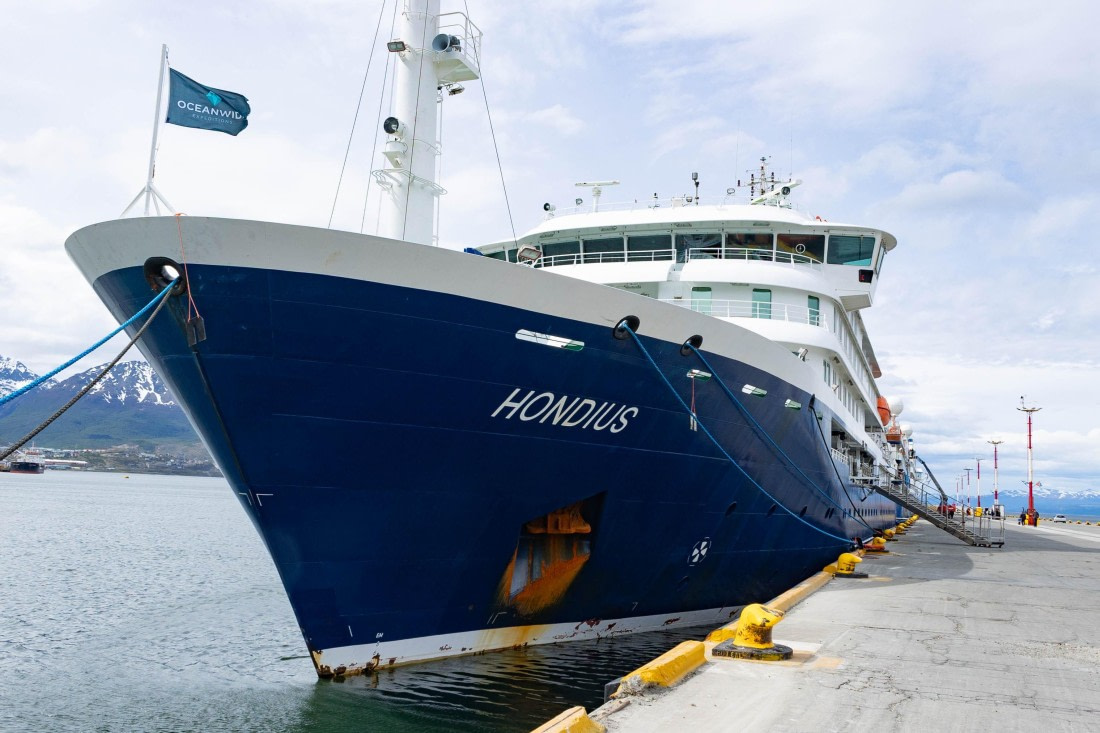 HDS23-24, Day 1, FZ1A0959 © Charlotte Taplin - Oceanwide Expeditions.jpg